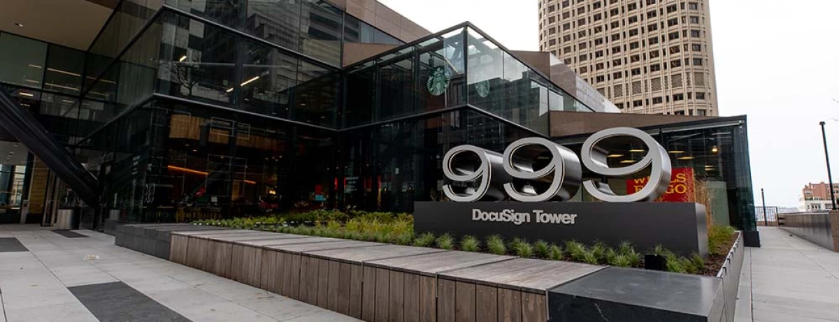 The entrance to the DocuSign Building parking garage is accessible via Madison Street (one-way going west), with the exit via Marion Street (one-way going east). There are several parking garages and onstreet options in close proximity as well.